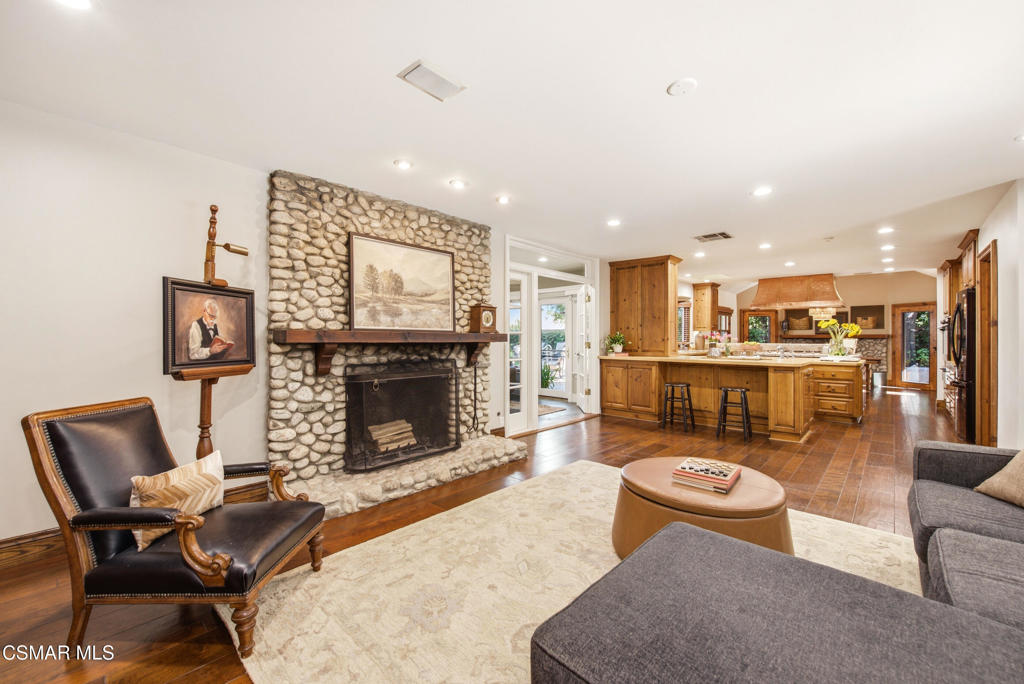 5676 Colodny Drive Property Photo 48