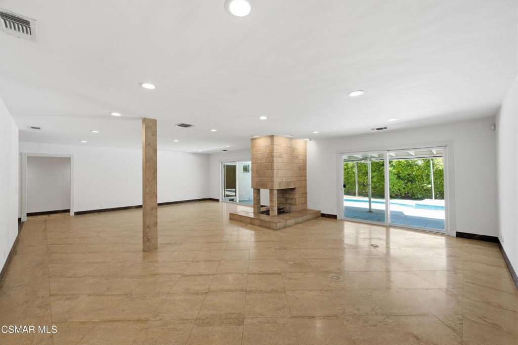 5919 Rolling Road Property Photo 7