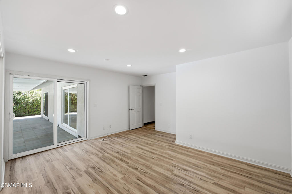 5919 Rolling Road Property Photo 17