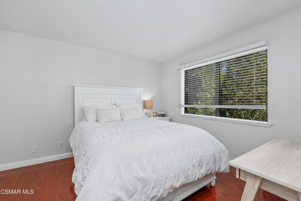 881 Warwick Avenue Property Photo 20