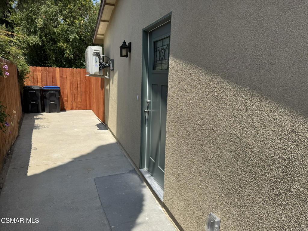 1281 Hartley Avenue B Property Photo 9