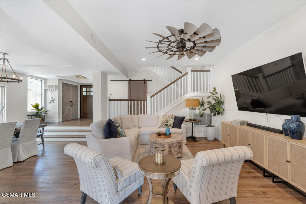 3175 Sunburst Place Property Photo 4