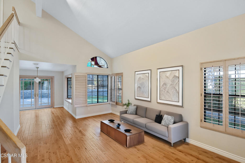 3831 Cottonwood Grove Trail Property Photo 4
