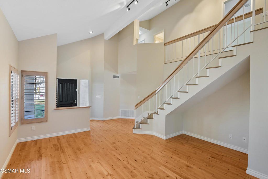3831 Cottonwood Grove Trail Property Photo 6