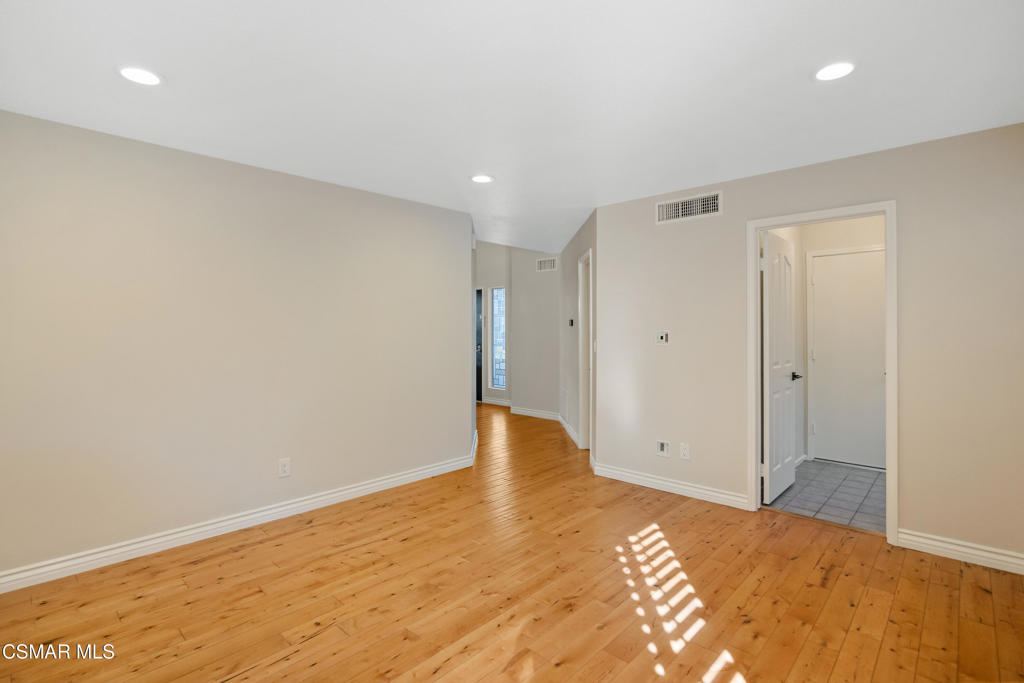 3831 Cottonwood Grove Trail Property Photo 15