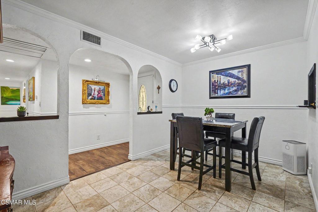 2248 Athens Avenue Property Photo 9