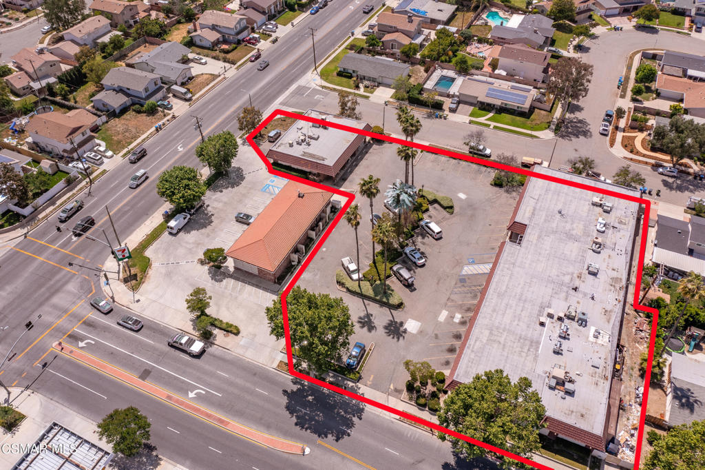 2503 Royal Avenue Property Photo 3