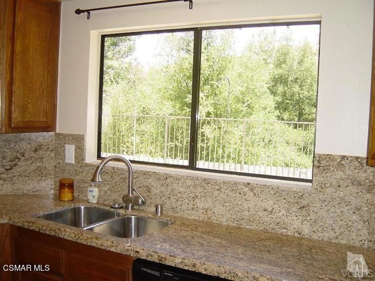6813 Eaglehaven Lane Property Photo 3