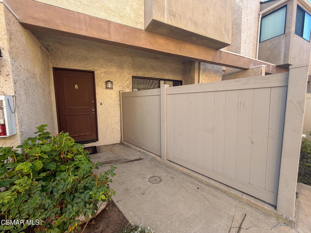 18242 Burbank Boulevard 8 Property Photo 1