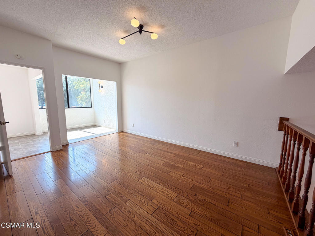 18242 Burbank Boulevard 8 Property Photo 8