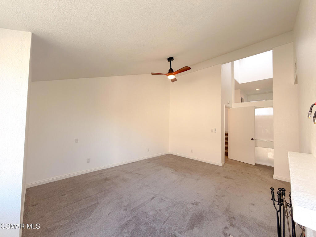 18242 Burbank Boulevard 8 Property Photo 19