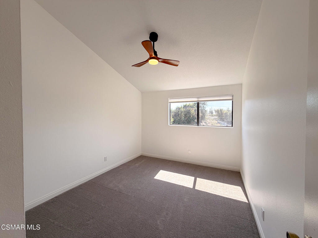 18242 Burbank Boulevard 8 Property Photo 27
