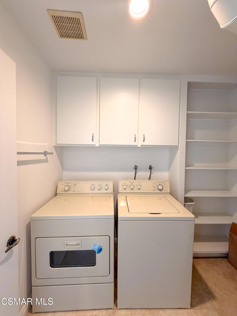 18242 Burbank Boulevard 8 Property Photo 32