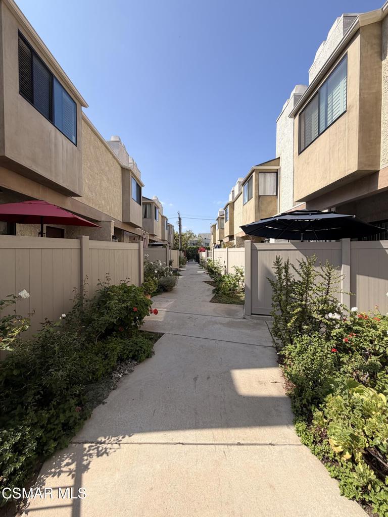18242 Burbank Boulevard 8 Property Photo 36