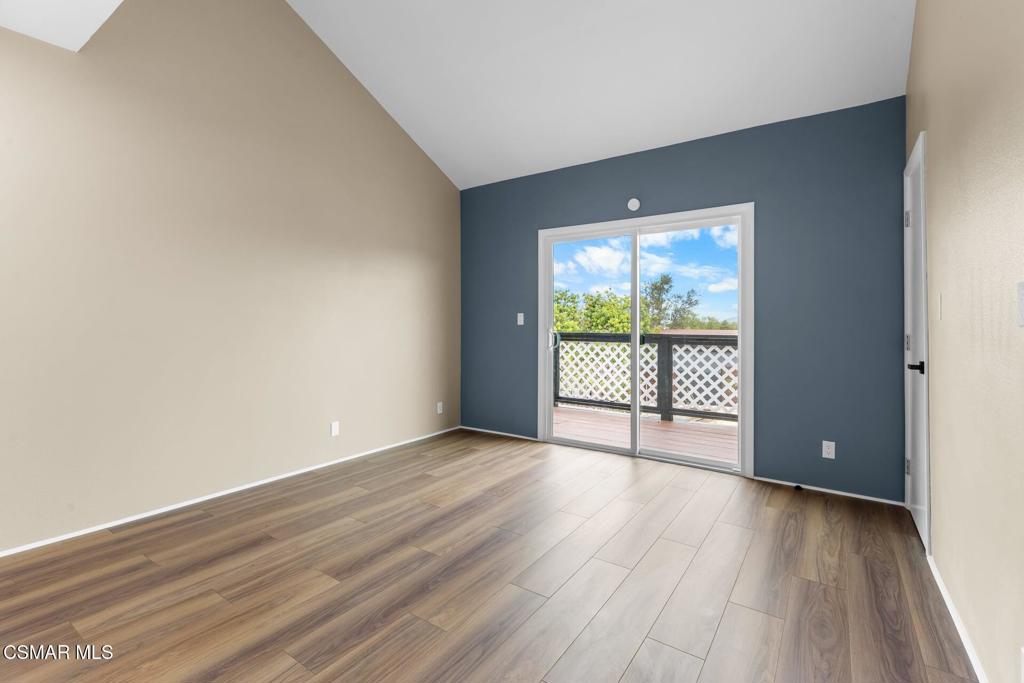 1165 Mcknight Road Property Photo 15