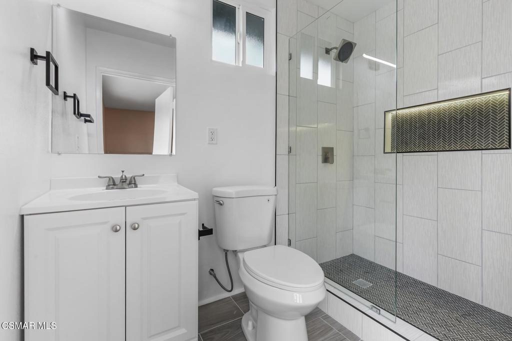 1165 Mcknight Road Property Photo 37
