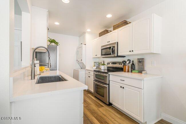 1196 Kirkford Way Property Photo 8