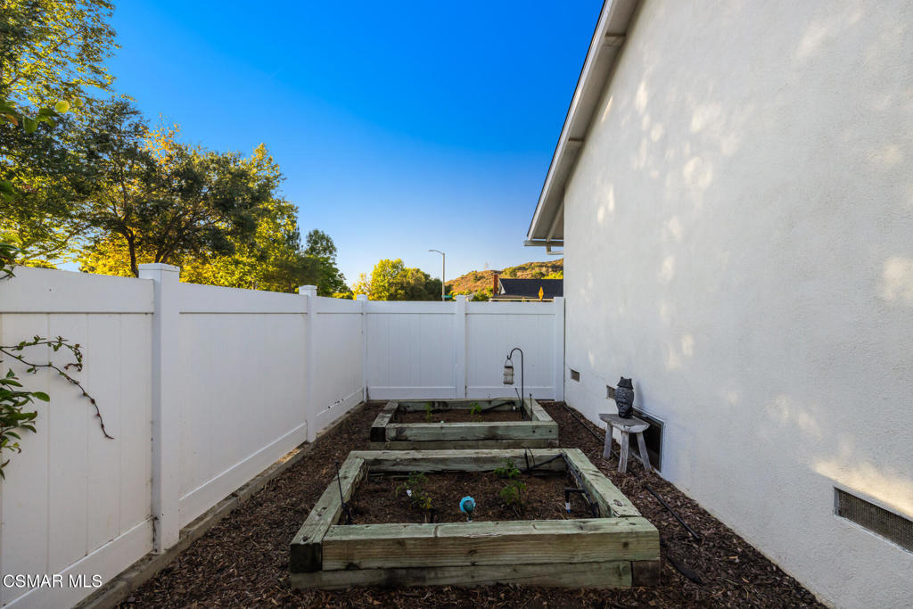 3792 Danmont Court Property Photo 28
