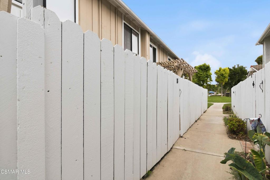 3444 Lockwood Court 18 Property Photo 3