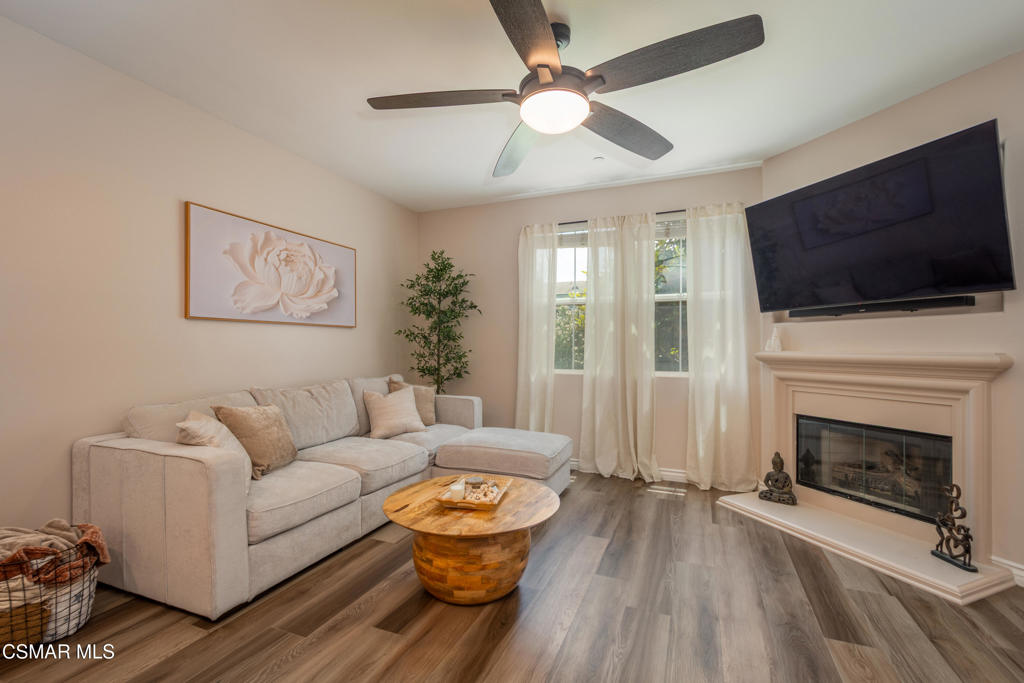 4572 Via Presidio Property Photo 5