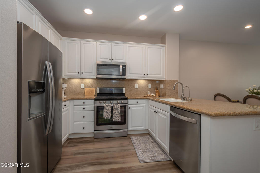 4572 Via Presidio Property Photo 8