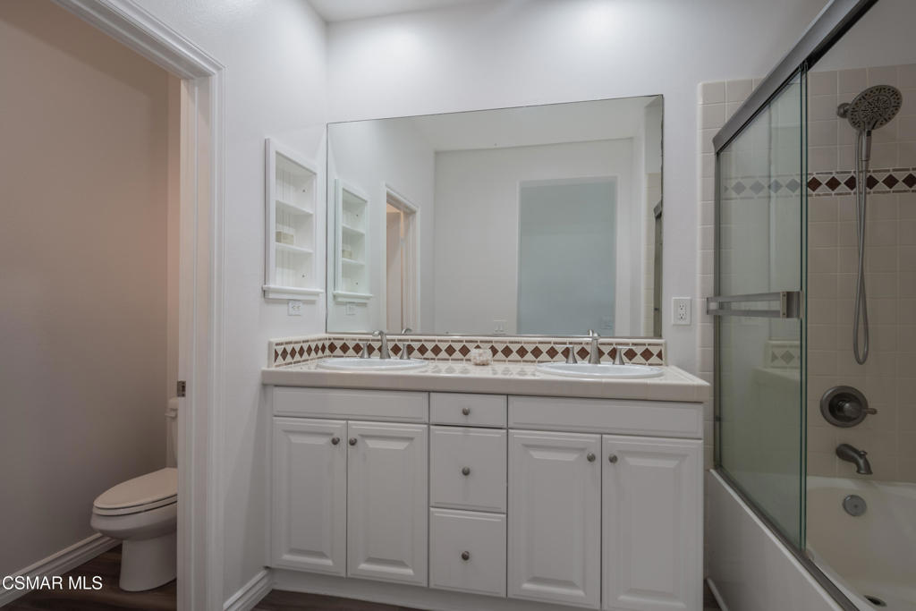 4572 Via Presidio Property Photo 18