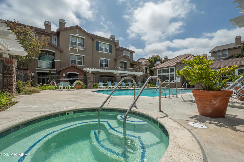 4572 Via Presidio Property Photo 20