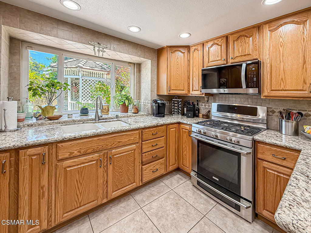 2111 Peak Place Property Photo 18