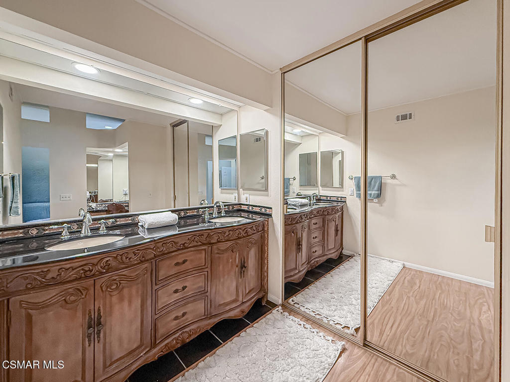 2111 Peak Place Property Photo 40