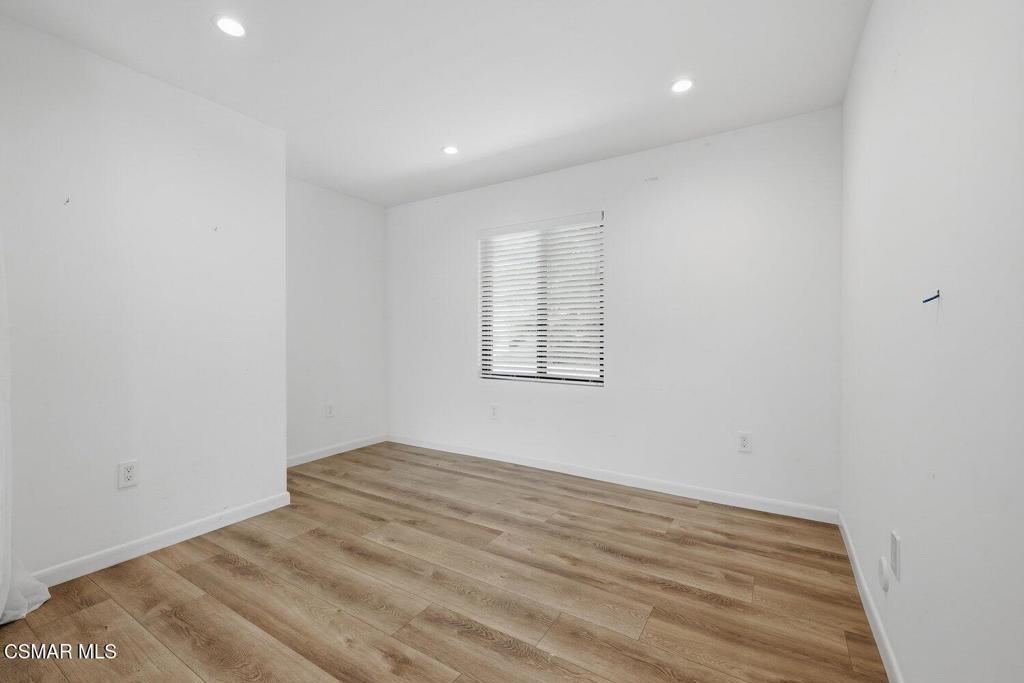 9218 Slater Terrace Property Photo 16
