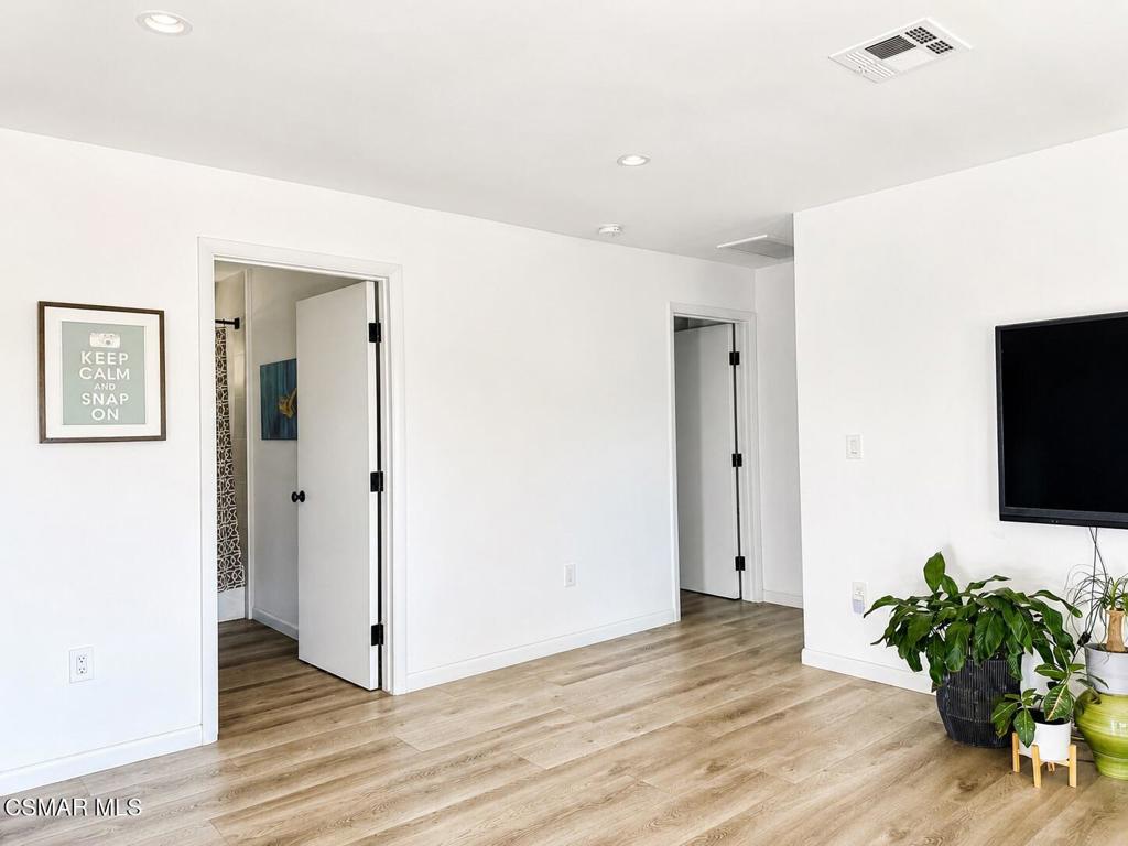 9218 Slater Terrace Property Photo 18
