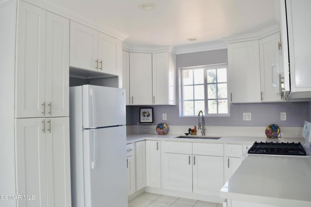 137 Commonwealth Avenue Property Photo 3