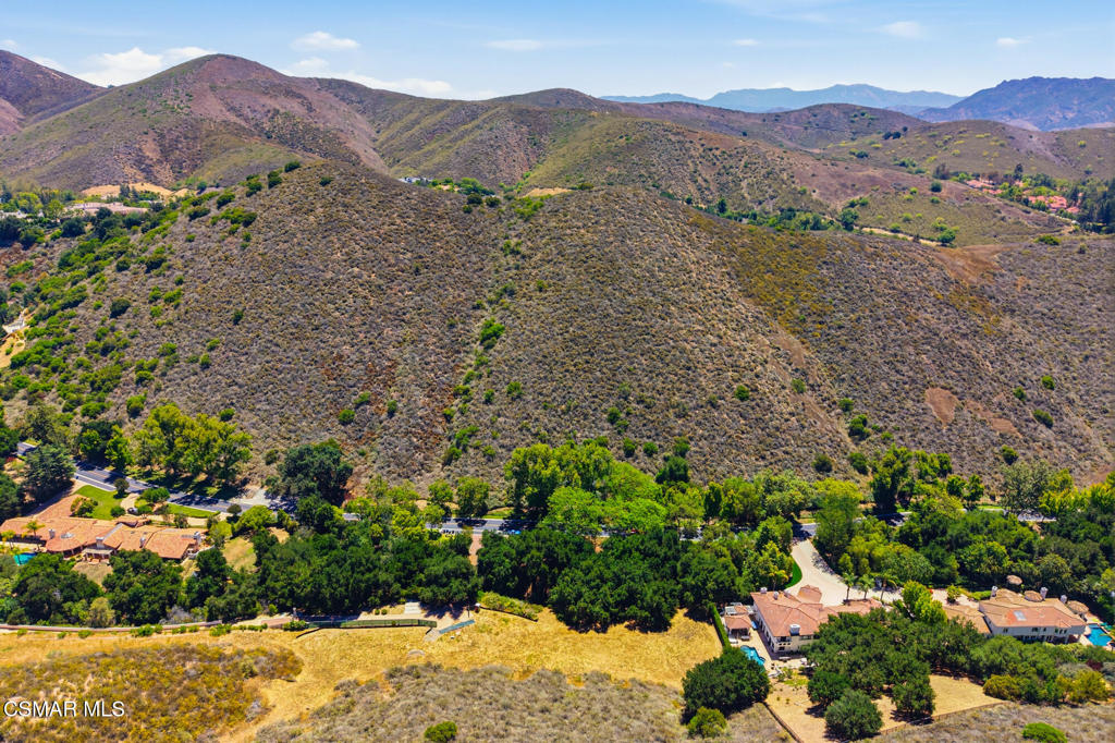 661 Lakeview Canyon Road Property Photo 4