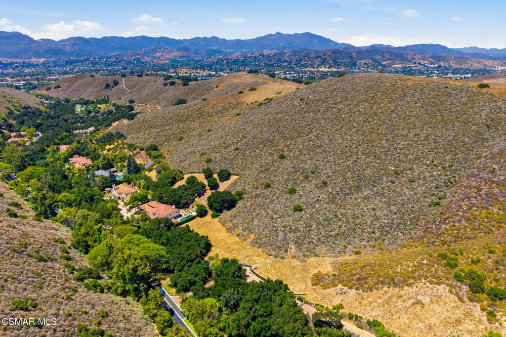 661 Lakeview Canyon Road Property Photo 5