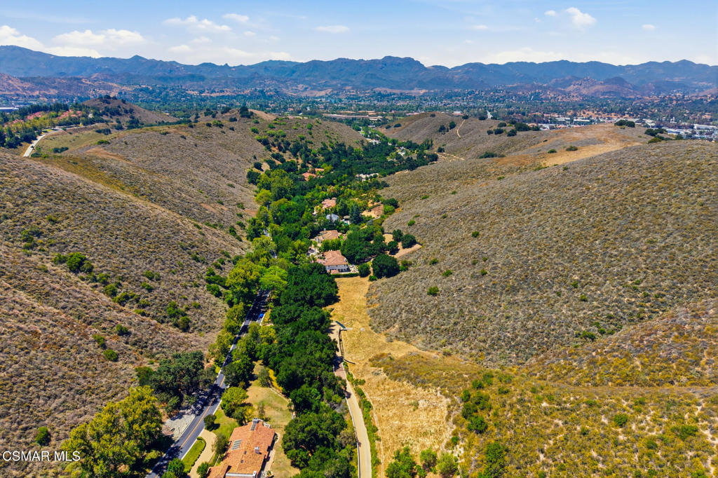 661 Lakeview Canyon Road Property Photo 6