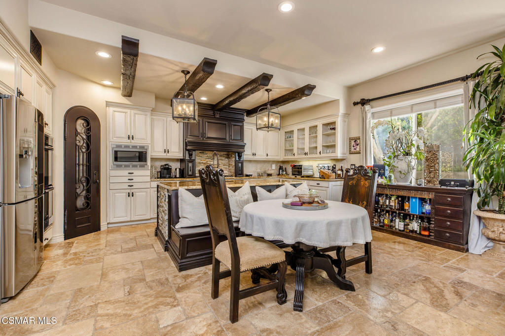 307 Briar Bluff Circle Property Photo 12
