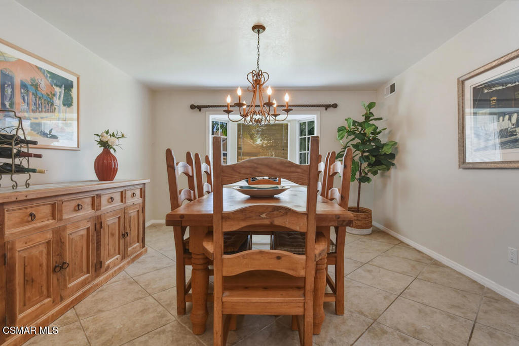 26961 Helmond Drive Property Photo 7