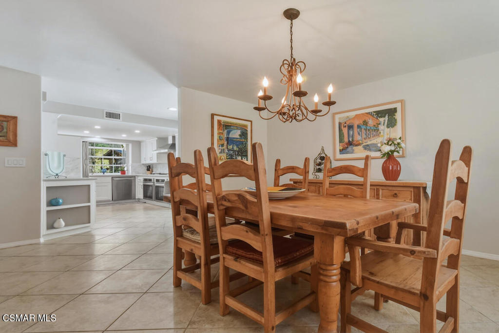 26961 Helmond Drive Property Photo 8