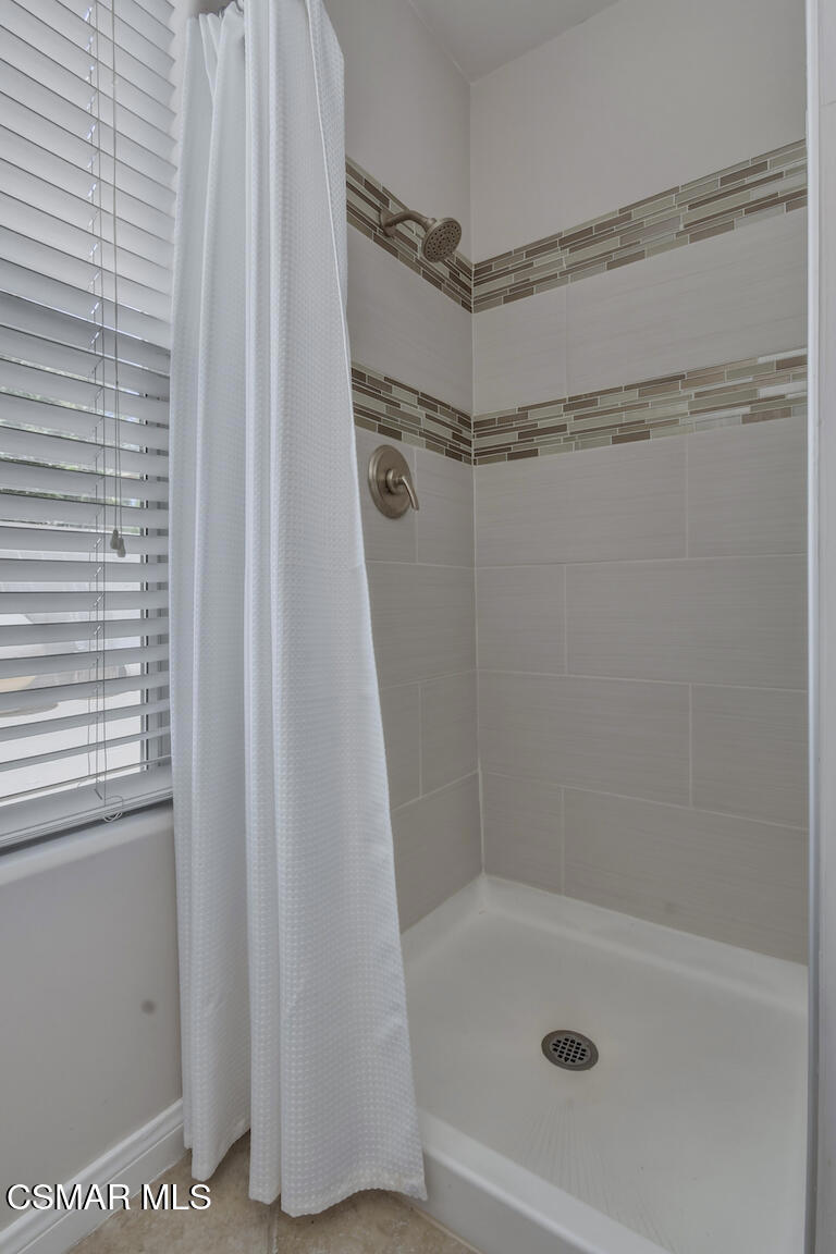 26961 Helmond Drive Property Photo 16