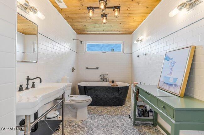3582 Raincloud Court Property Photo 4