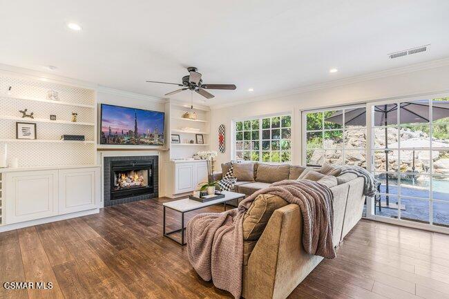 3582 Raincloud Court Property Photo 12