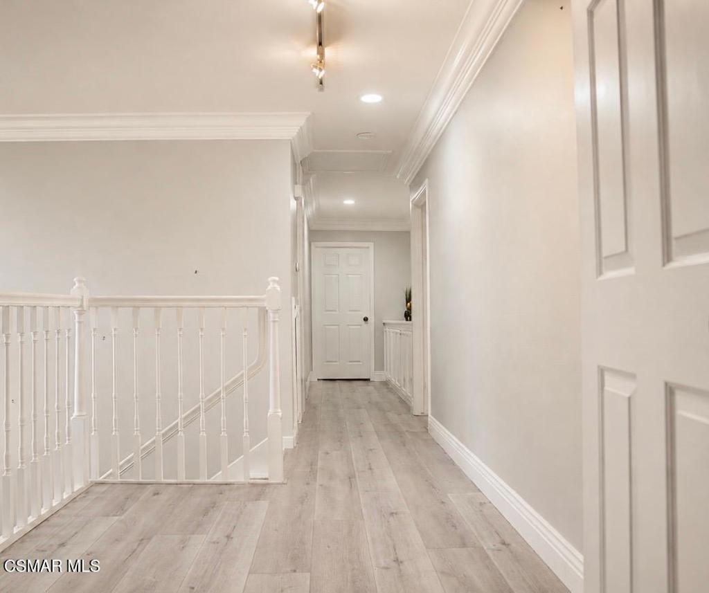 9725 Babbitt Avenue Property Photo 6