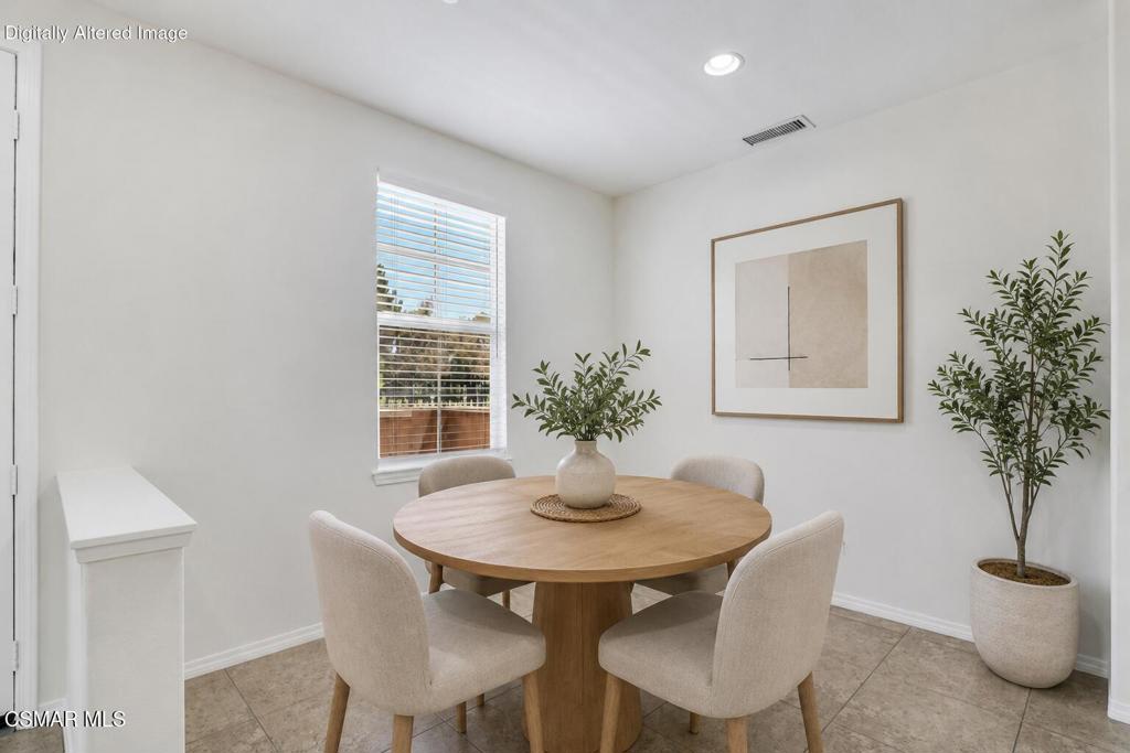 1618 Heywood Street E Property Photo 9