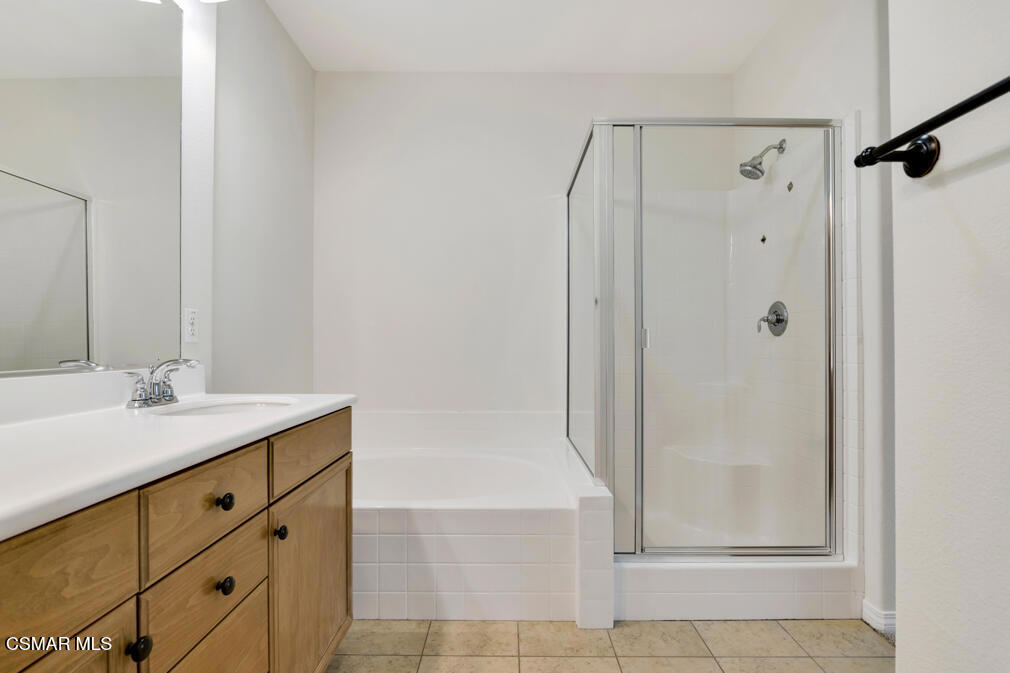 1618 Heywood Street E Property Photo 33