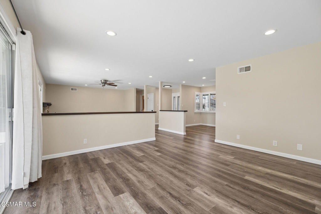 2066 Dwight Avenue Property Photo 11