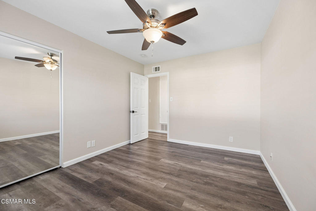 2066 Dwight Avenue Property Photo 27