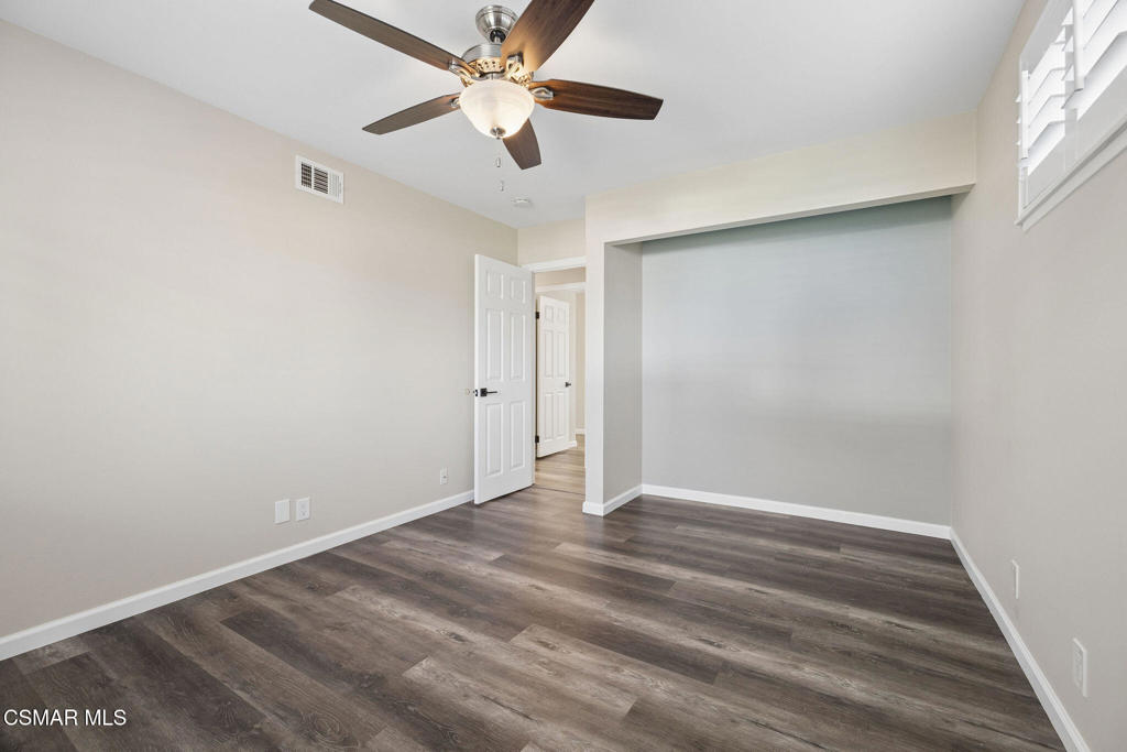 2066 Dwight Avenue Property Photo 30