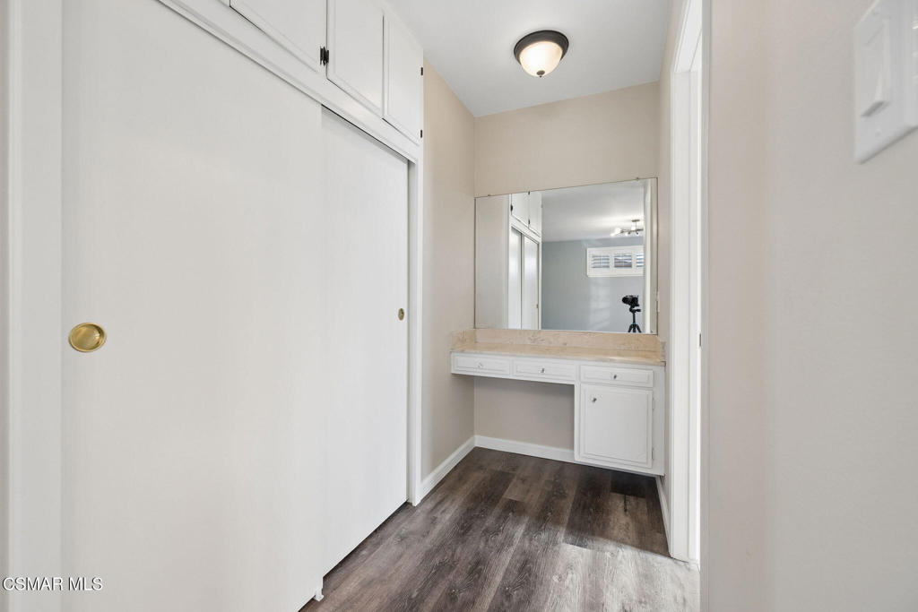 2066 Dwight Avenue Property Photo 34