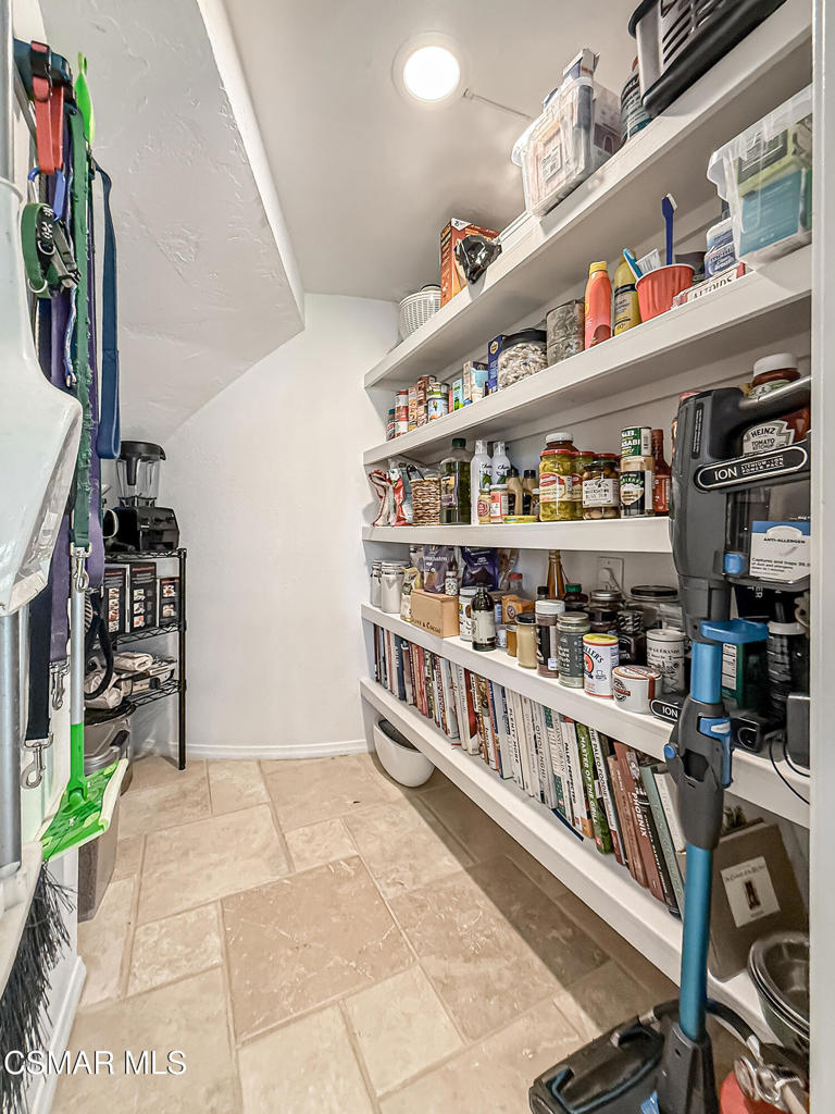 687 Stonebrook Street Property Photo 29