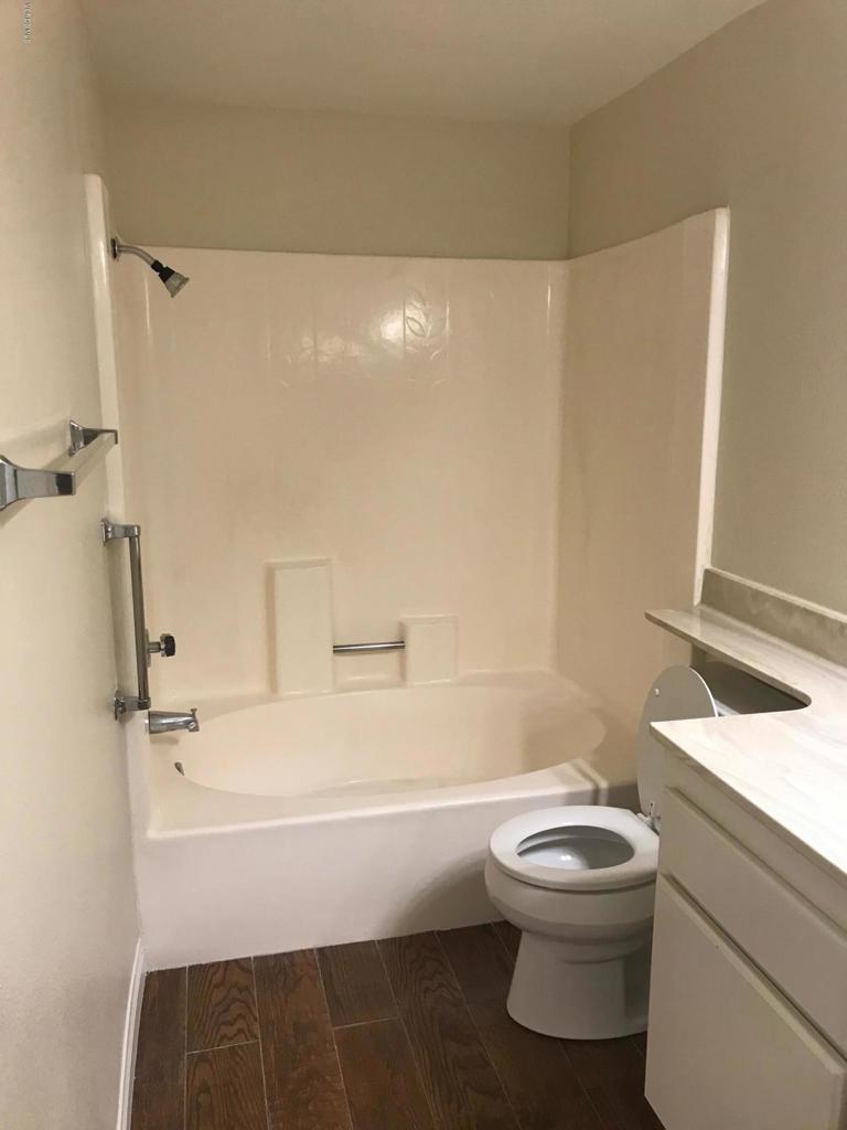 245 Oakleaf Drive 104 Property Photo 8